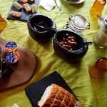 D'hotes Les Ifs Bed & Breakfast Montsûrs