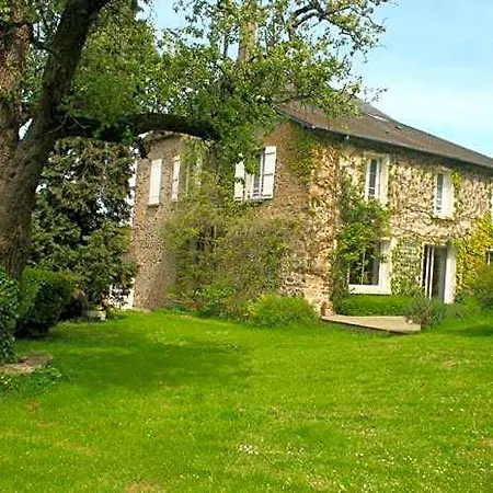 D'hotes Les Ifs Bed & Breakfast 3*