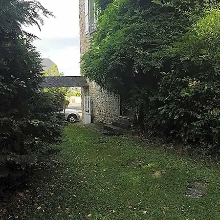 D'hotes Les Ifs Montsûrs