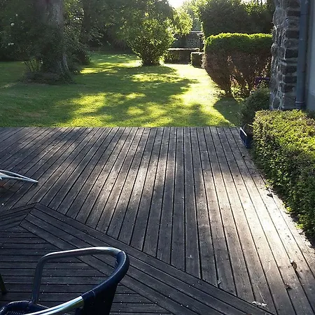 D'hotes Les Ifs Bed & Breakfast