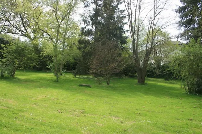 D'hotes Les Ifs Bed & Breakfast