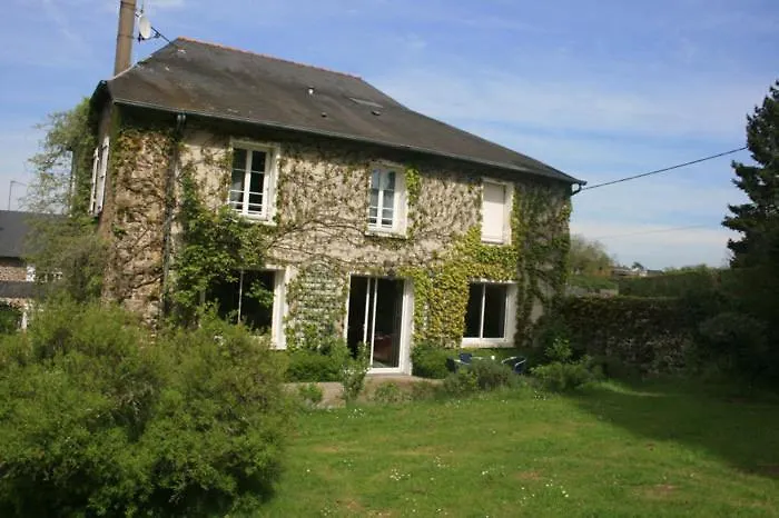 D'hotes Les Ifs Bed & Breakfast 3*